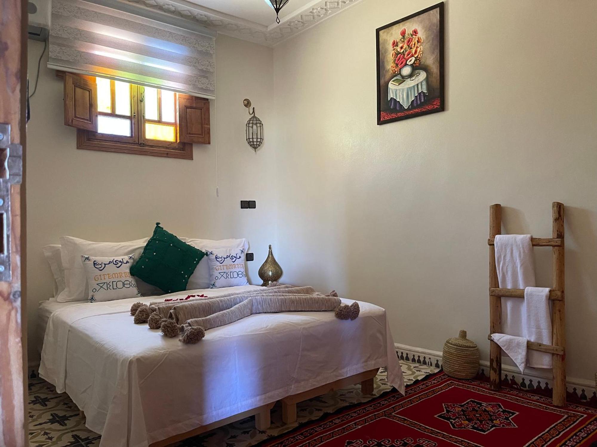 Gite Marbie Maison Rurale, Une Experience Naturelle Unique, Au Coeur Du Moyen Atlas, Maroc Kasba Tibouda Экстерьер фото
