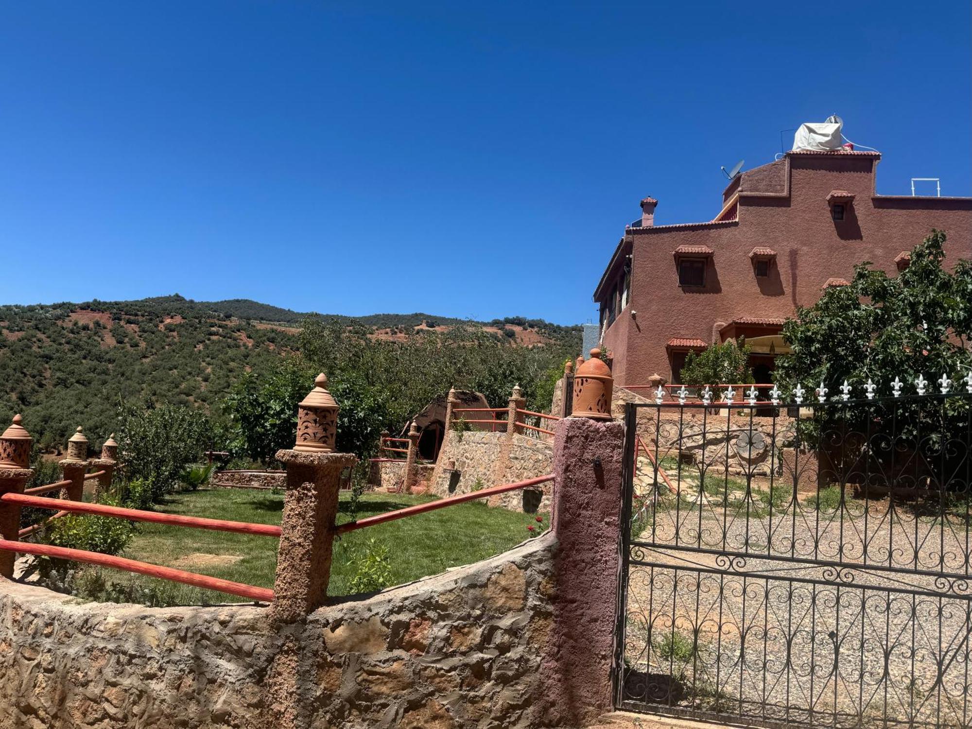 Gite Marbie Maison Rurale, Une Experience Naturelle Unique, Au Coeur Du Moyen Atlas, Maroc Kasba Tibouda Экстерьер фото